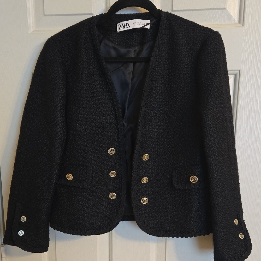 Zara Women's Elegant Black Blazer